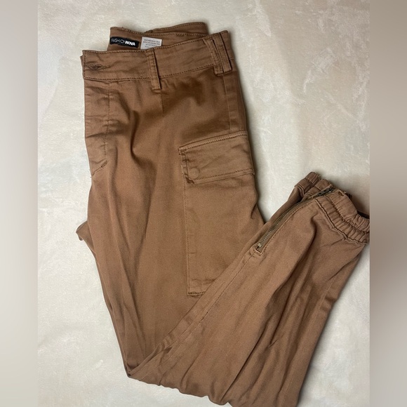 Khaki Cargo Joggers - Picture 3 of 8